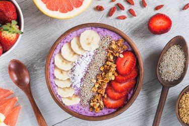 Acai smoothie bowl with superfoods