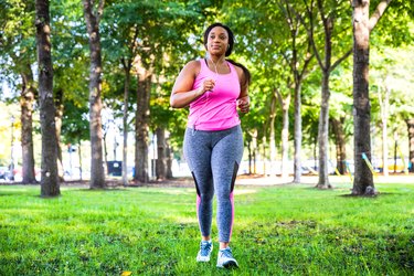 Outdoor fitness activities in the city - Chicago - USA