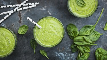 Green spinach smoothie