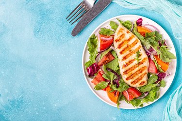 Chicken breast with fresh salad