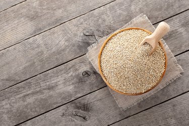 quinoa seeds in bowl