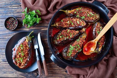 Karniyarik - Stuffed Eggplants on a plate