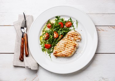 Roasted chicken breast and fresh salad