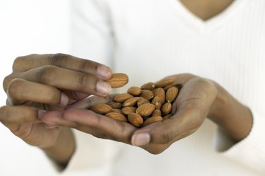 When to Suspect Almonds for Gas and Bloating