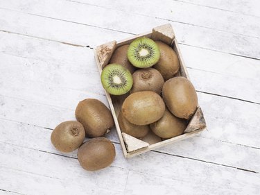 Kiwi fruit Nutrition Facts - Eat This Much