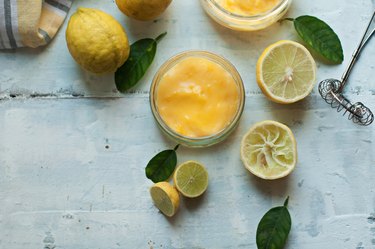 Benefits Side Effects of Lemon Juice livestrong