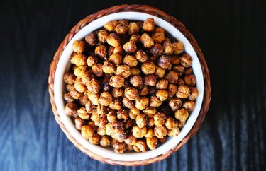One serving of crunchy chickpeas is 5 grams of fiber.