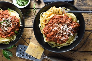 Crock Pot Turkey Bolognese