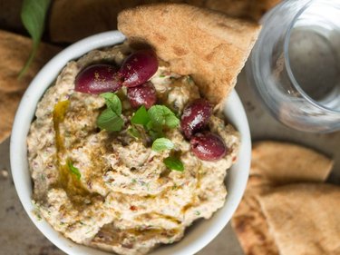 Sun-Dried Tomato and Kalamata Olive Hummus