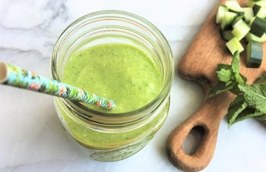Green Superfood Smoothie Jar