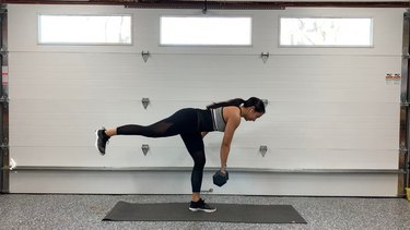 Move 1: Single-Leg Dumbbell Deadlift