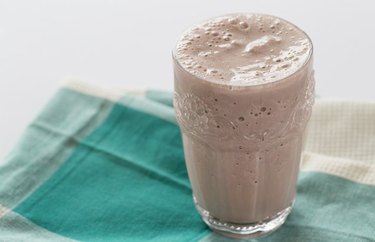 Vegan Chocolate Shake Low-Carb Vegan Breakfast Recipes