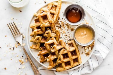 Flourless Peanut Butter Waffles