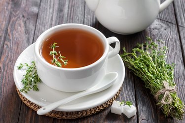 Thyme tea, as a natural remedy for cough