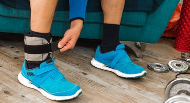 Do ankle weights really need to be smart? We tested some to find out.