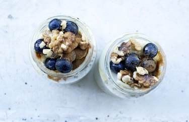 Overnight oats and blueberries