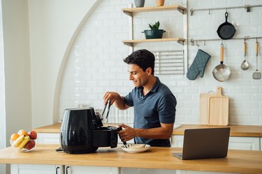 The Reason A Dirty Air Fryer Can Be Dangerous