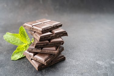 chocolate tower pieces chocolates with mint. recipe Cooking handmade chocolate bar, dessert, candies