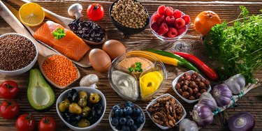 Low-carb ingredients of a healthy diet that maintains overall health by reducing high-carbohydrate foods like yogurt and ice cream.