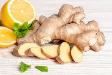 Ingredients for ginger herbal tea