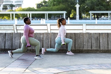 Should I Do Lunges Every Day? | Livestrong