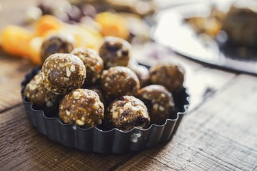 Healthy vegan energy balls made of dried fruits and nuts
