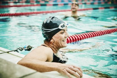 Swimming Workout for Seniors: 10 Tips for Better Technique