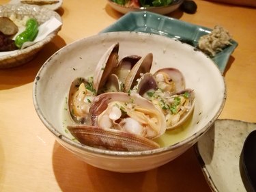 Steamed clams with Sake (Asari no sakamushi), Japanese traditional food