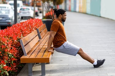 Flat bench online dips