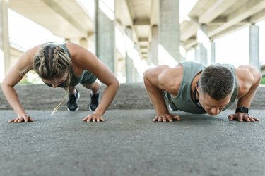 30 day squat online plank push up challenge