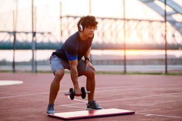 The 5 Best Single-Dumbbell Exercises for Building Explosive Strength ...