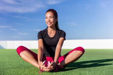 How to Do the Butterfly Crunch to Build a Stronger Core livestrong