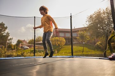 Outdoor best sale trampoline workout