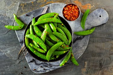 Sugar Snap Peas Nutrition: Health Benefits, Risks and Cooking Ideas