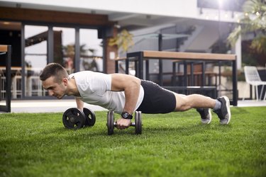 Knuckle Push Ups vs. Regular Push Ups livestrong