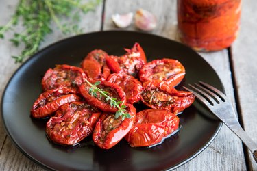How to Store and Freeze Sun-Dried Tomatoes | livestrong