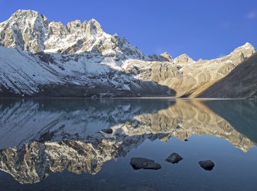Beautiful mountain view of Everest Region with lake, Nepal.