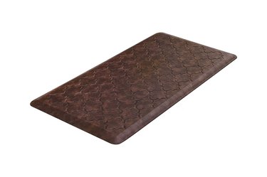 WiseLife Kitchen Mat Cushioned Anti Fatigue Floor Mat, one of the best arthritis kitchen tools