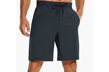 CRZ YOGA Men's Linerless Workout Shorts as best Amazon activewear as good as Lululemon