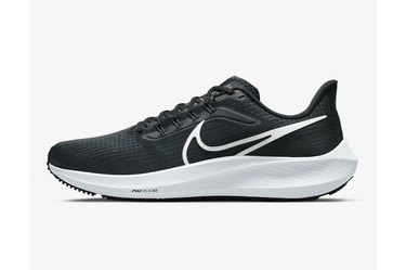 Nike Air Zoom Pegasus 39 as best shoes for treadmill walking