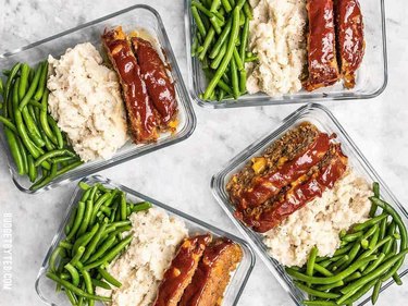 Cheeseburger Meatloaf with veggies and mashed potatoes in meal-prep containers