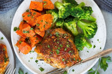 Slow Cooker Chicken With Sweet Potatoes and Broccoli