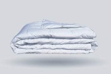 Slumber Cloud Lightweight Comforter, one of the best comforters for hot sleepers