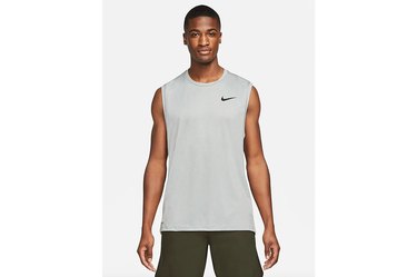 Nike Dri-Fit Tank, one of the best workout tops for psoriasis