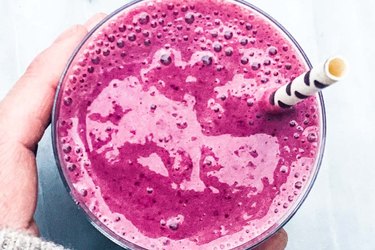 Hot Pink Chia Berry Smoothie