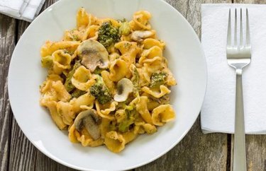 One pot pasta con broccoli