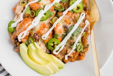 Slow Cooker Cheesy Mexican Quinoa Casserole