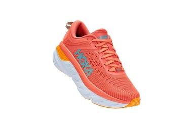 Hoka One One Bondi 7，治疗关节炎最好的鞋子之一