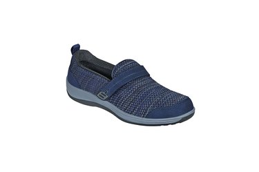 OrthoFeet Quincy Stretch, one of the best shoes for arthritis