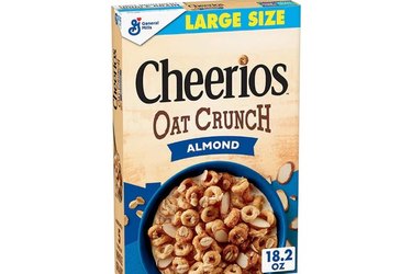 Cheerios Oat Crunch Almond high-calcium cereal